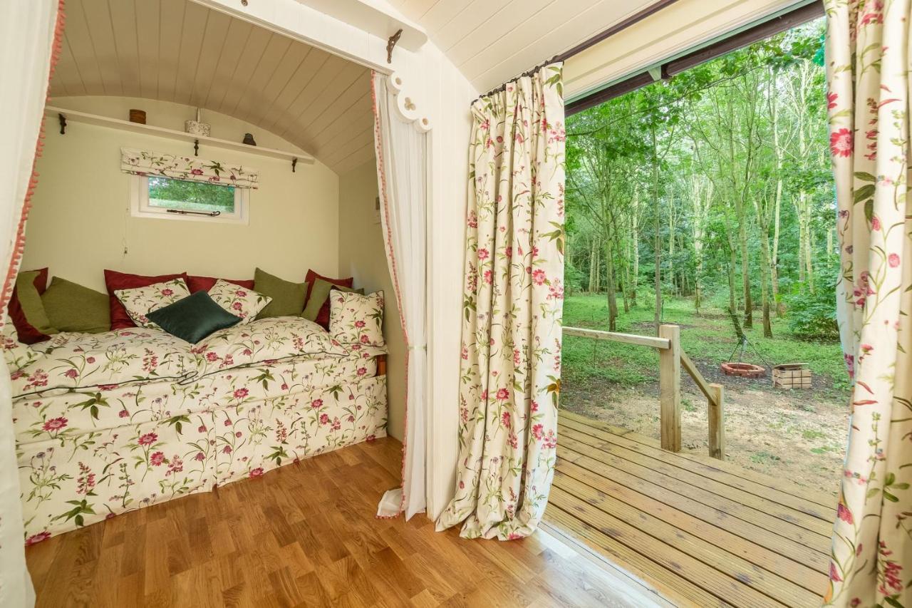 Woodland Retreat Shepherds Hut Βίλα Brundish Εξωτερικό φωτογραφία