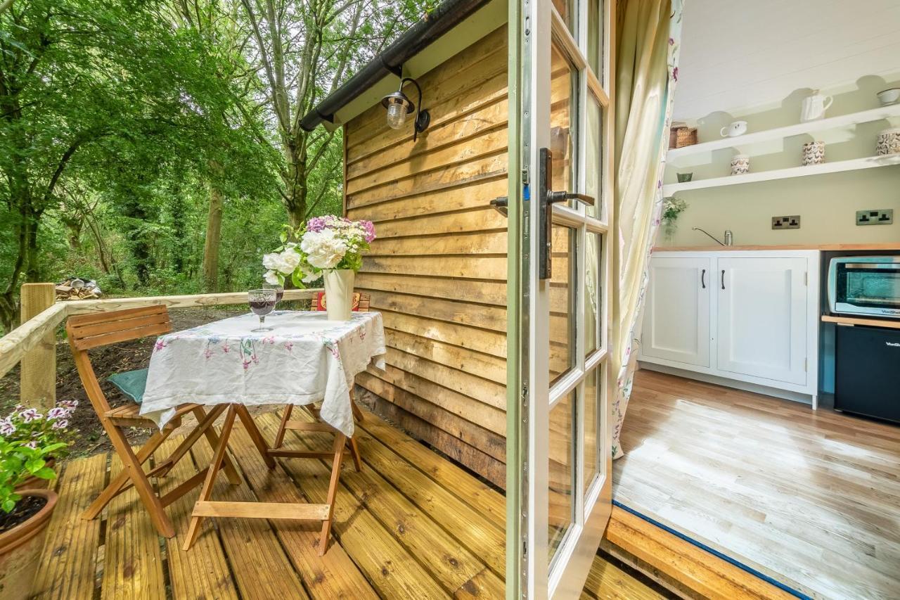 Woodland Retreat Shepherds Hut Βίλα Brundish Εξωτερικό φωτογραφία